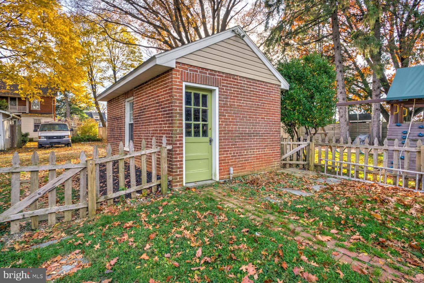 206 Princess Avenue photo 40