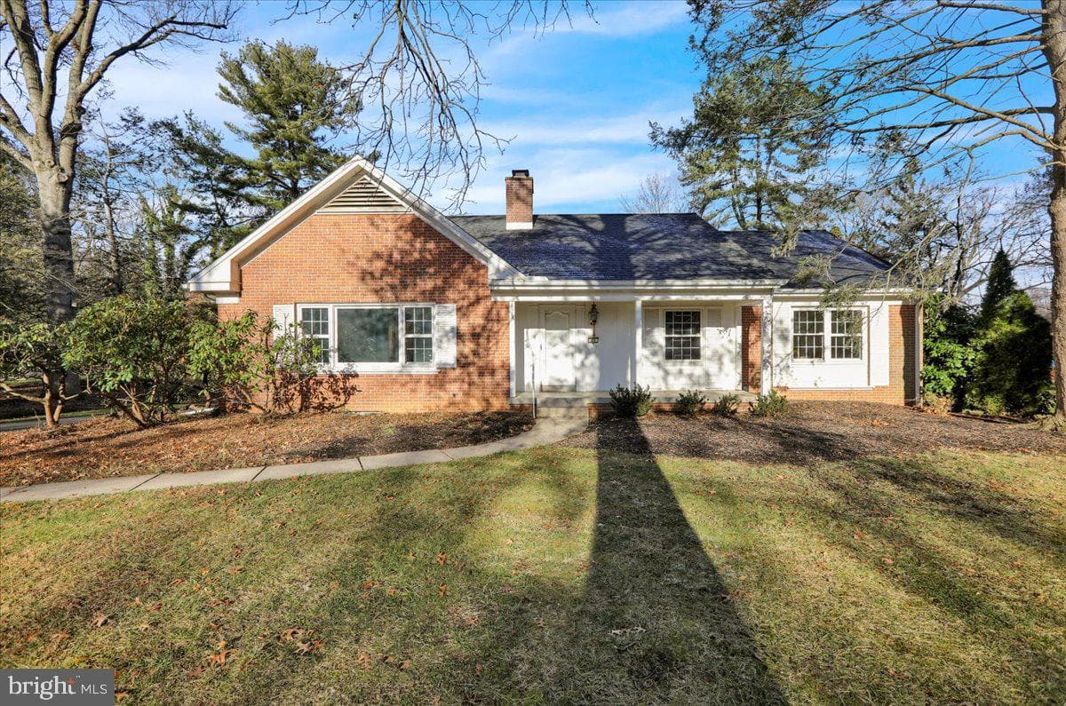 30 N Bausman Drive photo 3