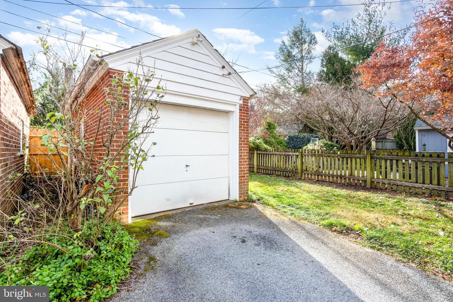 862 Pleasure Road photo 37