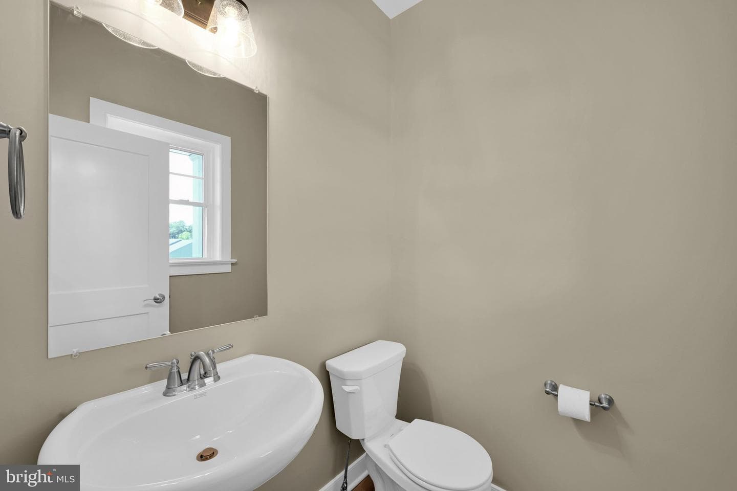 307 Ridgefield Drive photo 18
