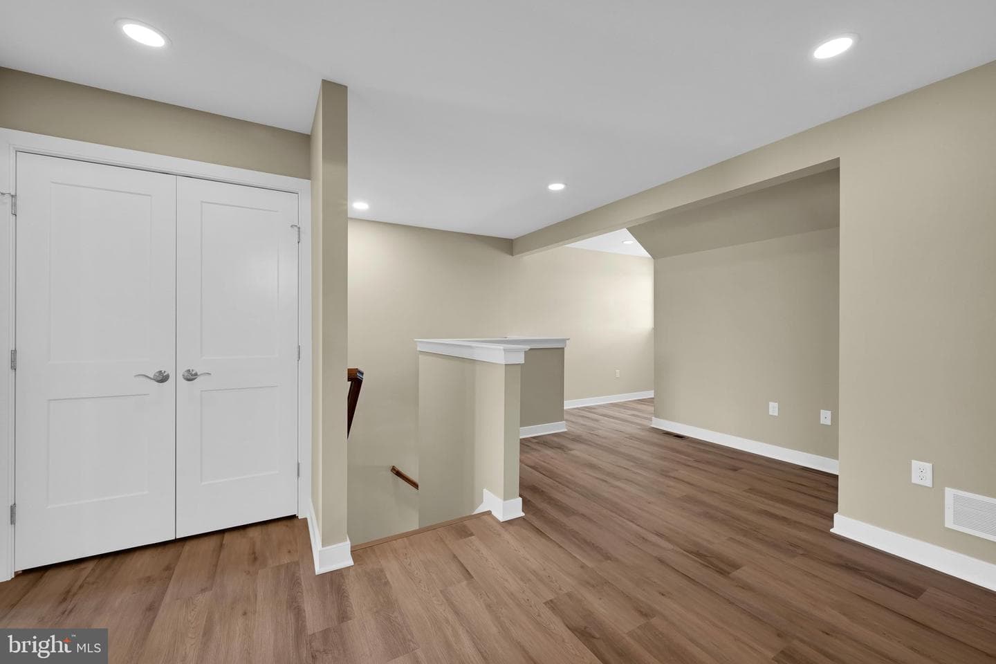 307 Ridgefield Drive photo 20
