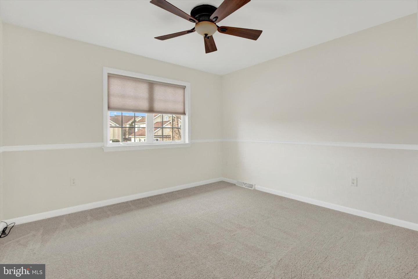 606 Brentwood Drive photo 16