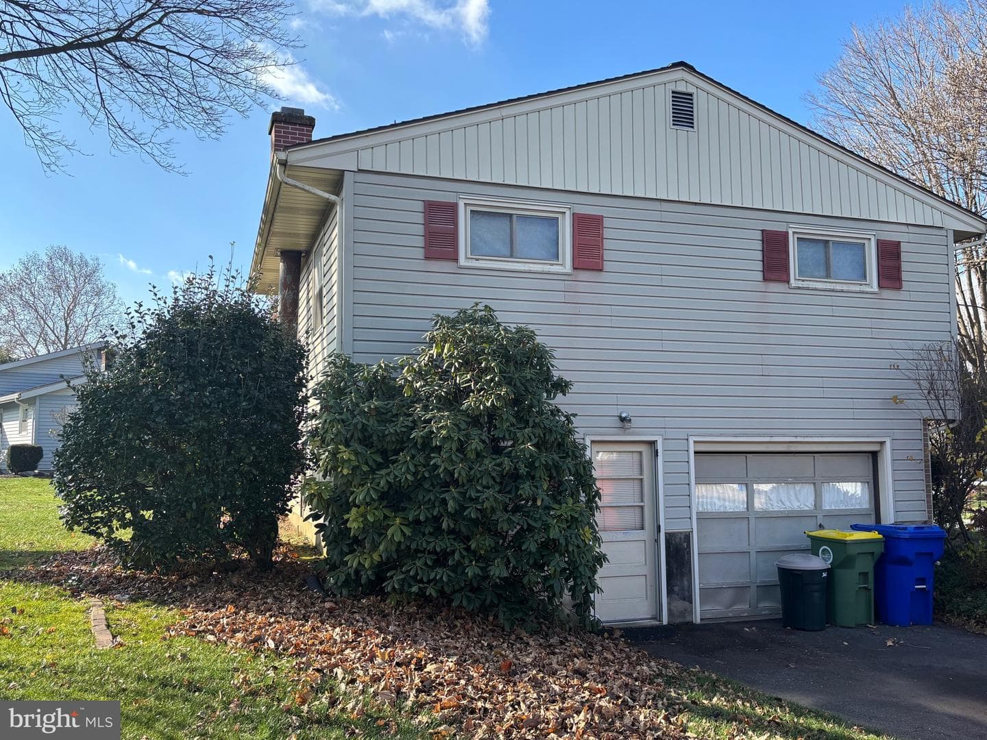 146 Mallard Avenue photo 2