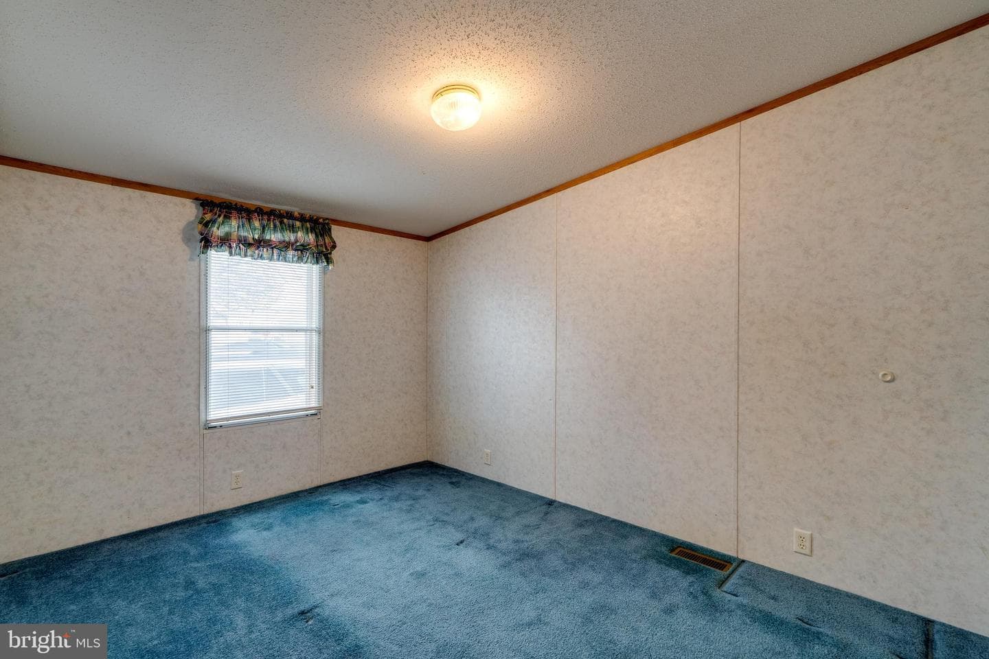 4 Hearth Drive photo 30