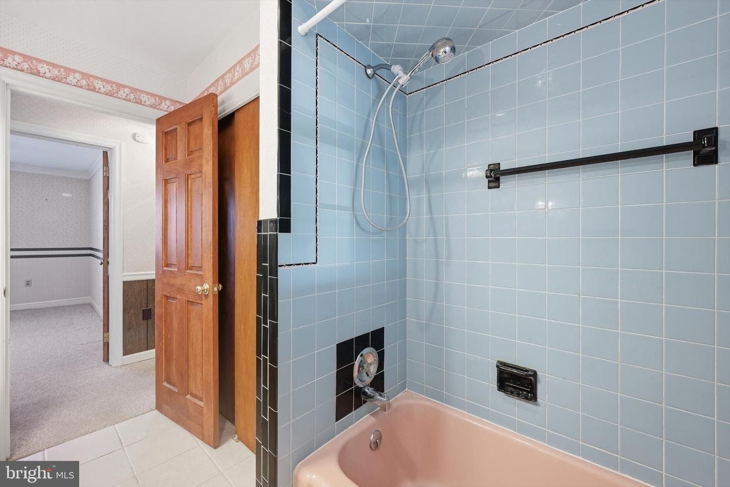 535 S 6th Street photo 16