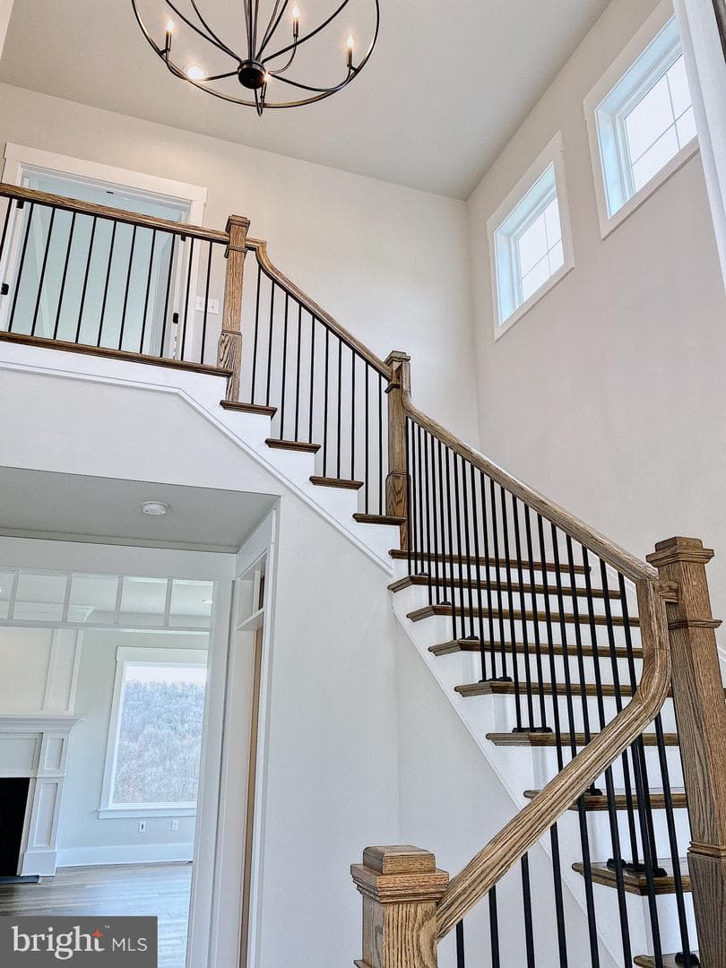 76 Long Lane photo 31