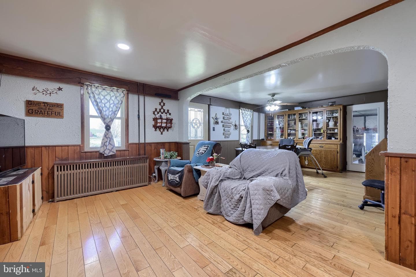 323 Fairview Road photo 38