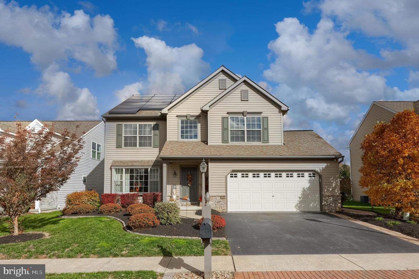 1337 Heatherwood Drive photo 2