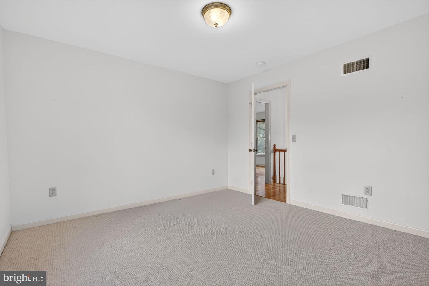 817 Aarons Lane photo 42
