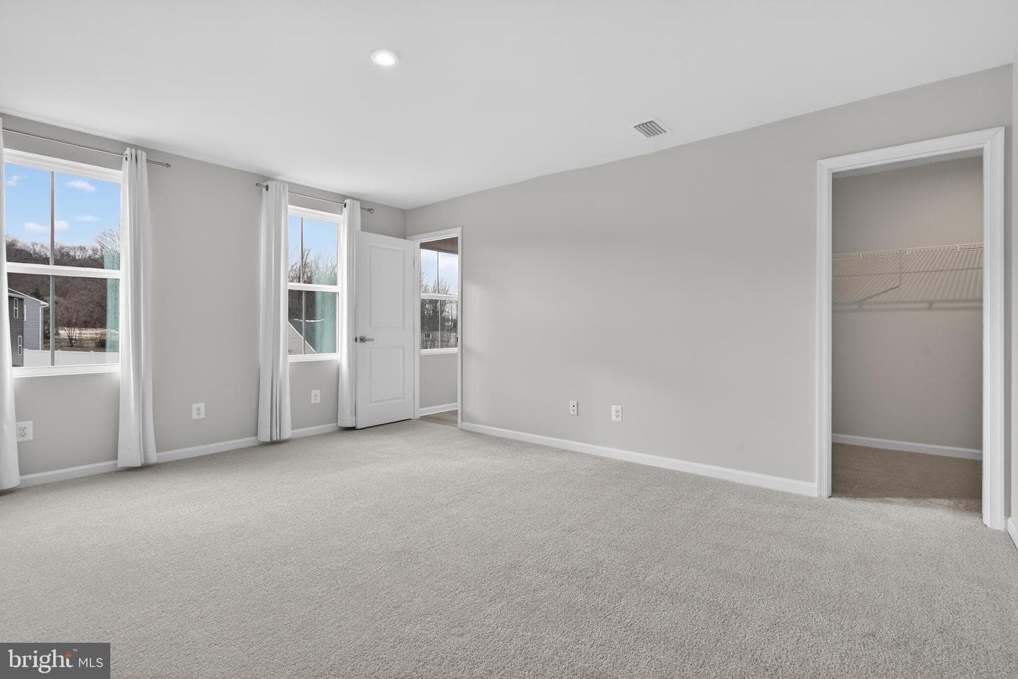 328 Creekside Drive photo 21