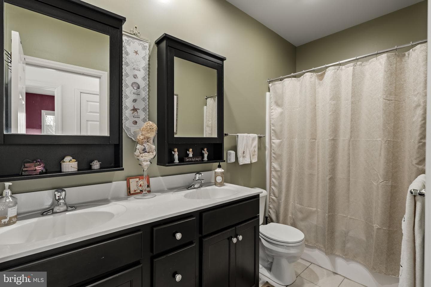 8 White Tail Path photo 40