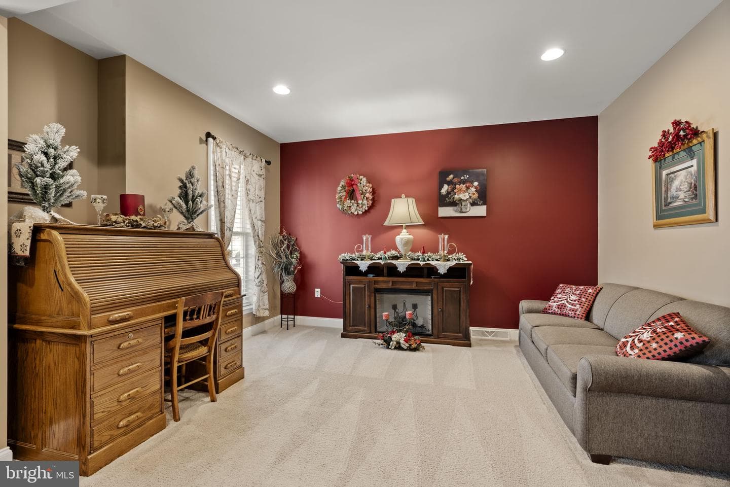 8 White Tail Path photo 5