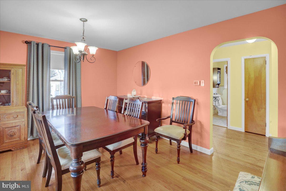 329 Dahlia Road photo 7