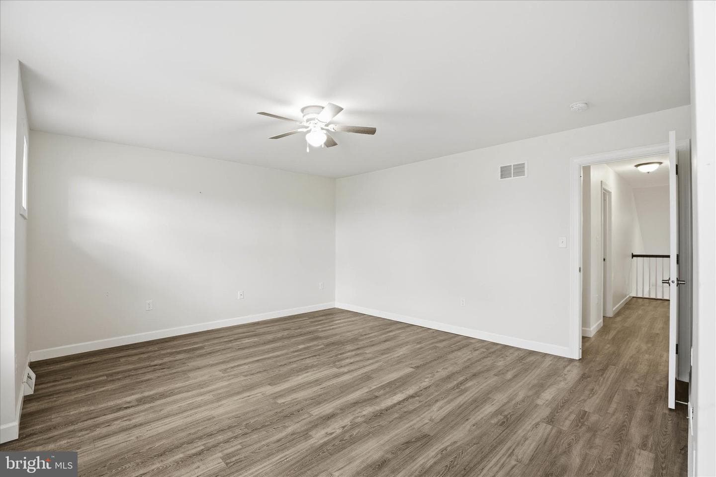 1392 Fieldstone Drive photo 32