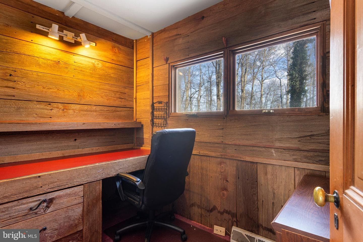 225 Black Road photo 37