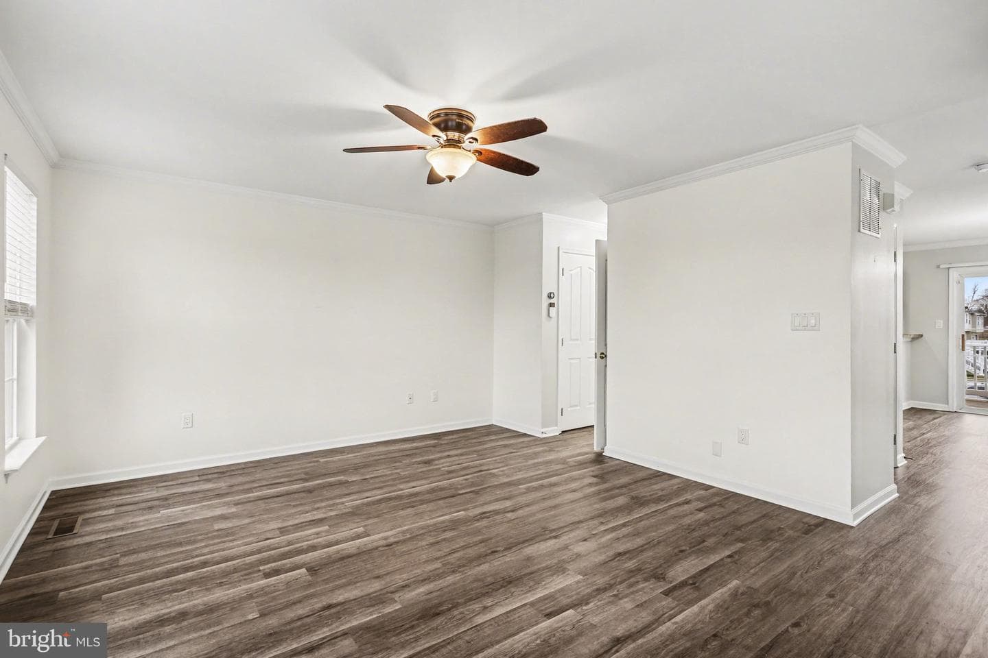 270 Kentshire Drive photo 13