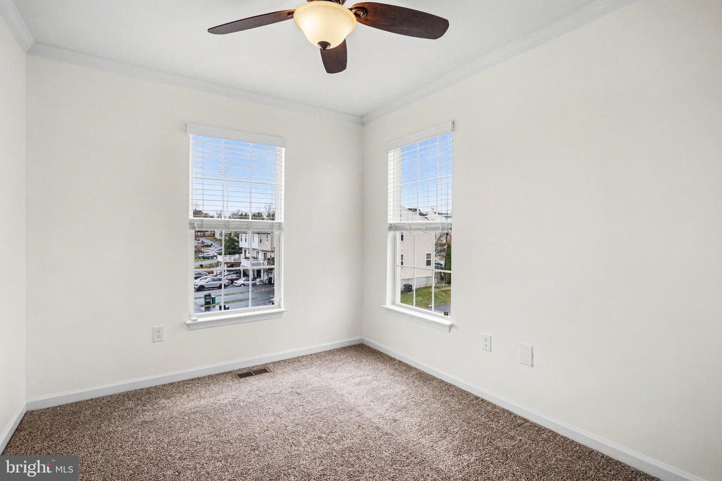 270 Kentshire Drive photo 19