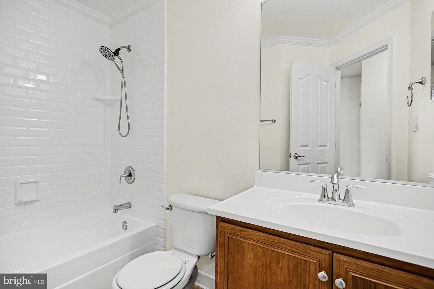 270 Kentshire Drive photo 21