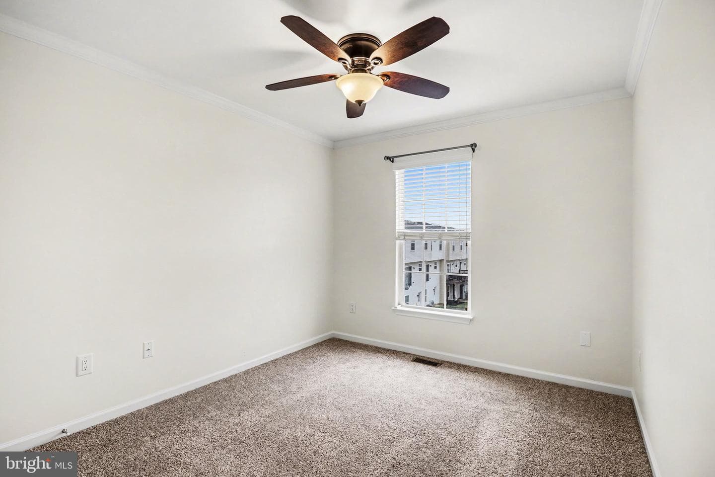 270 Kentshire Drive photo 22