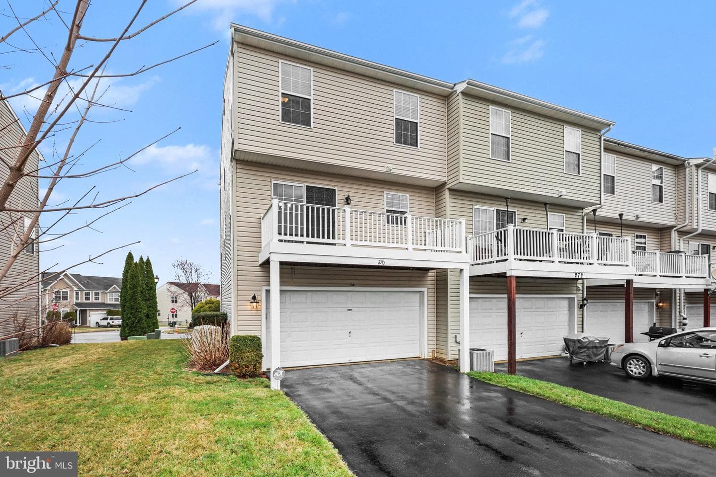 270 Kentshire Drive photo 25