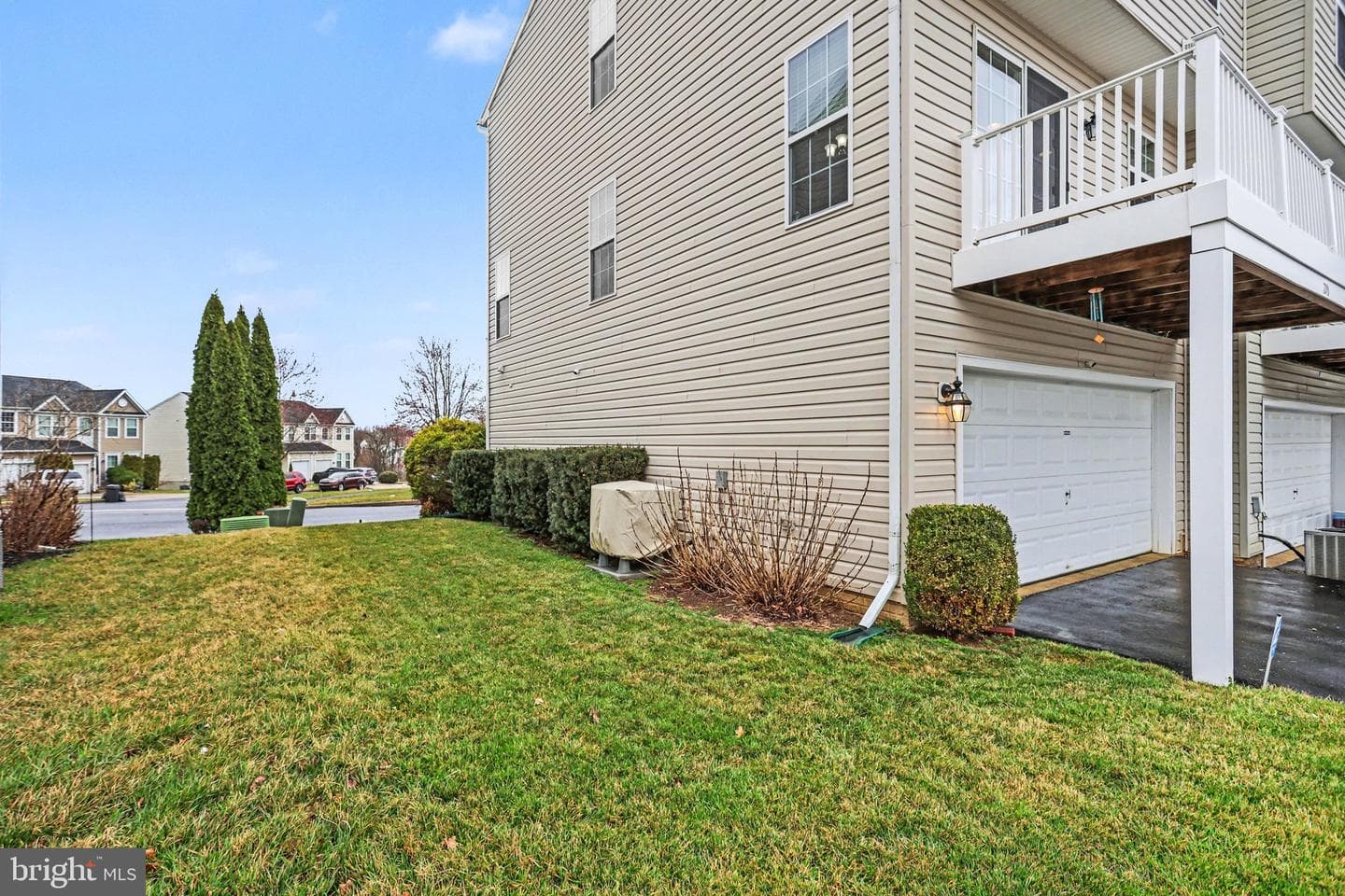 270 Kentshire Drive photo 27