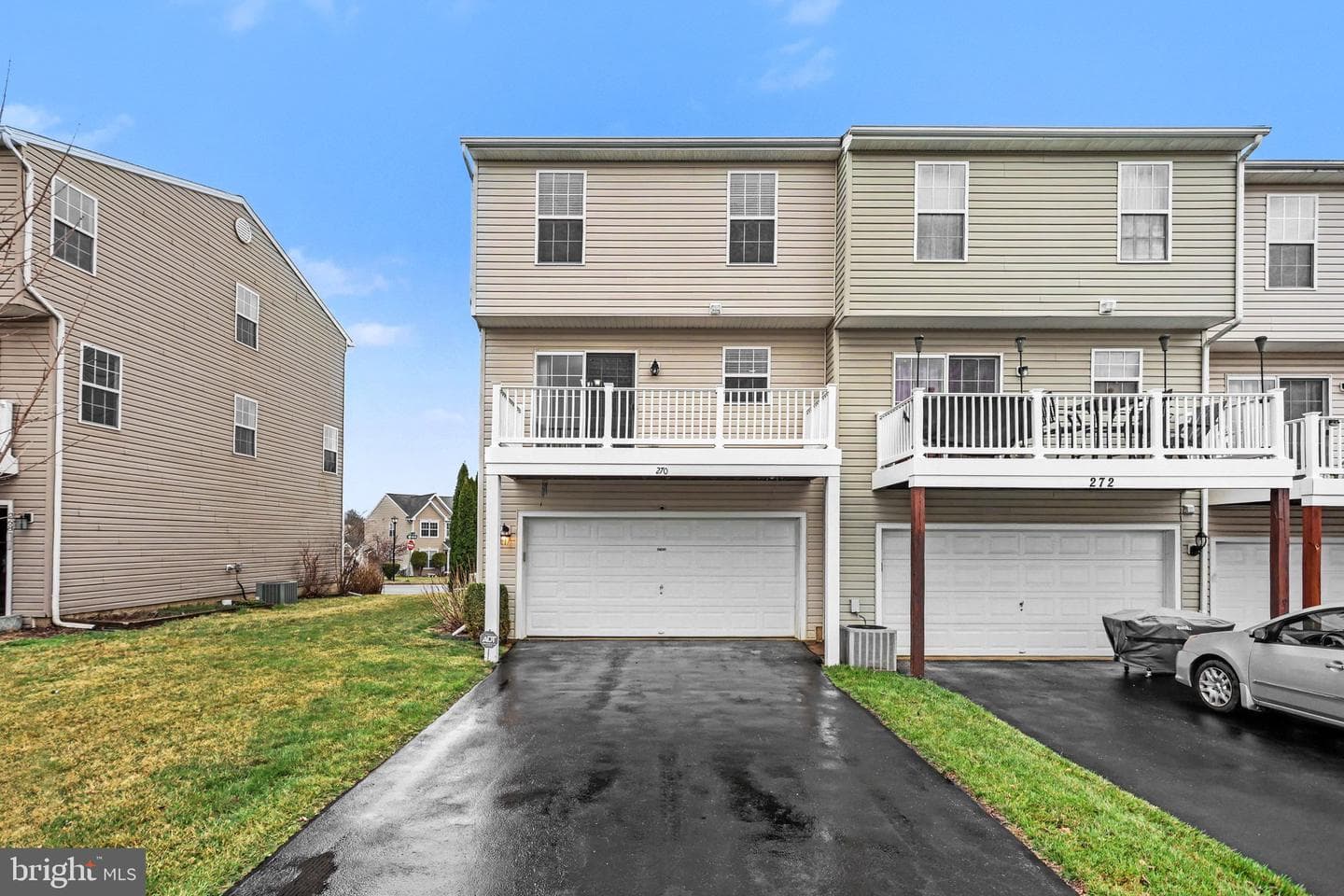 270 Kentshire Drive photo 29