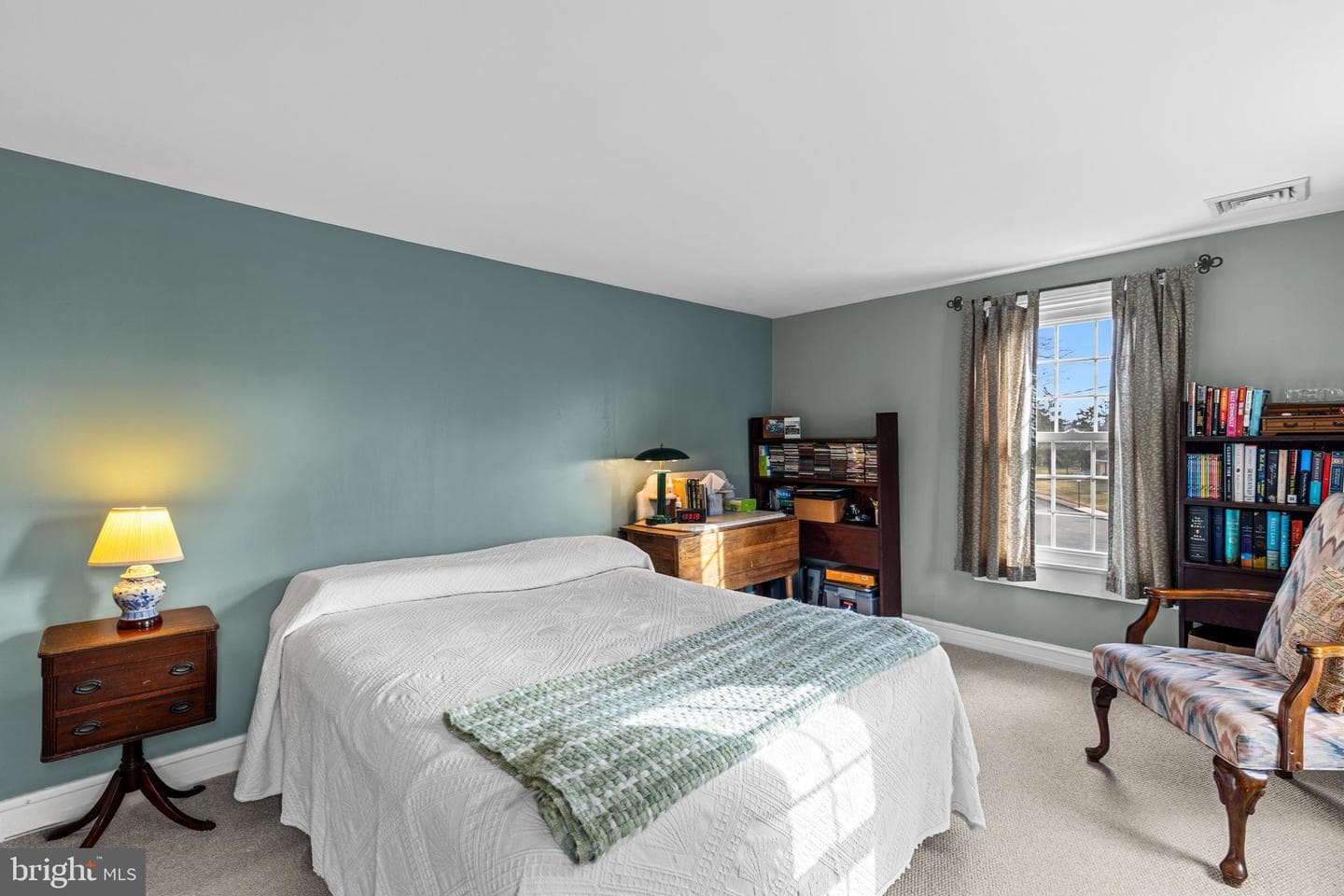 255 Elizabeth Street photo 26