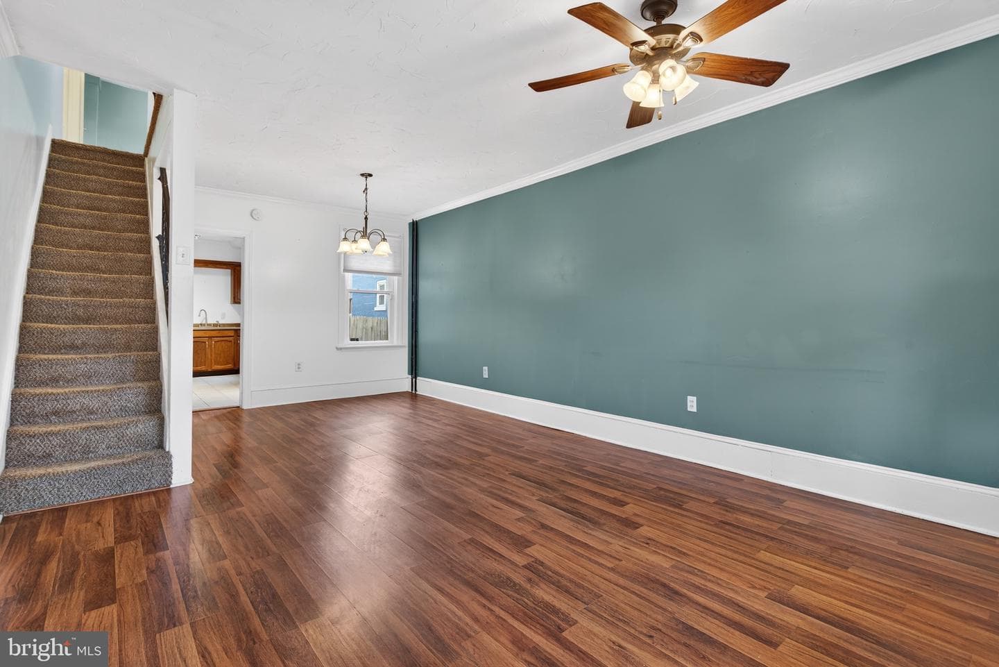 742 E Fulton Street photo 4