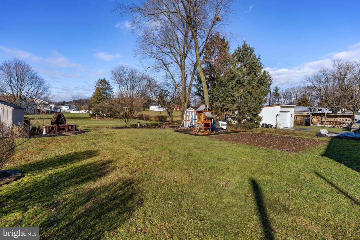 633 N Farmersville Road photo 22