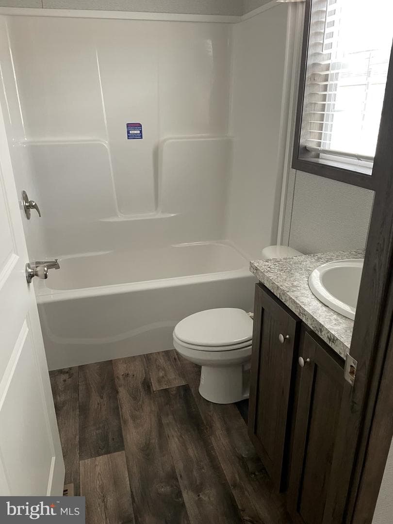 19 Conestoga Manor photo 9