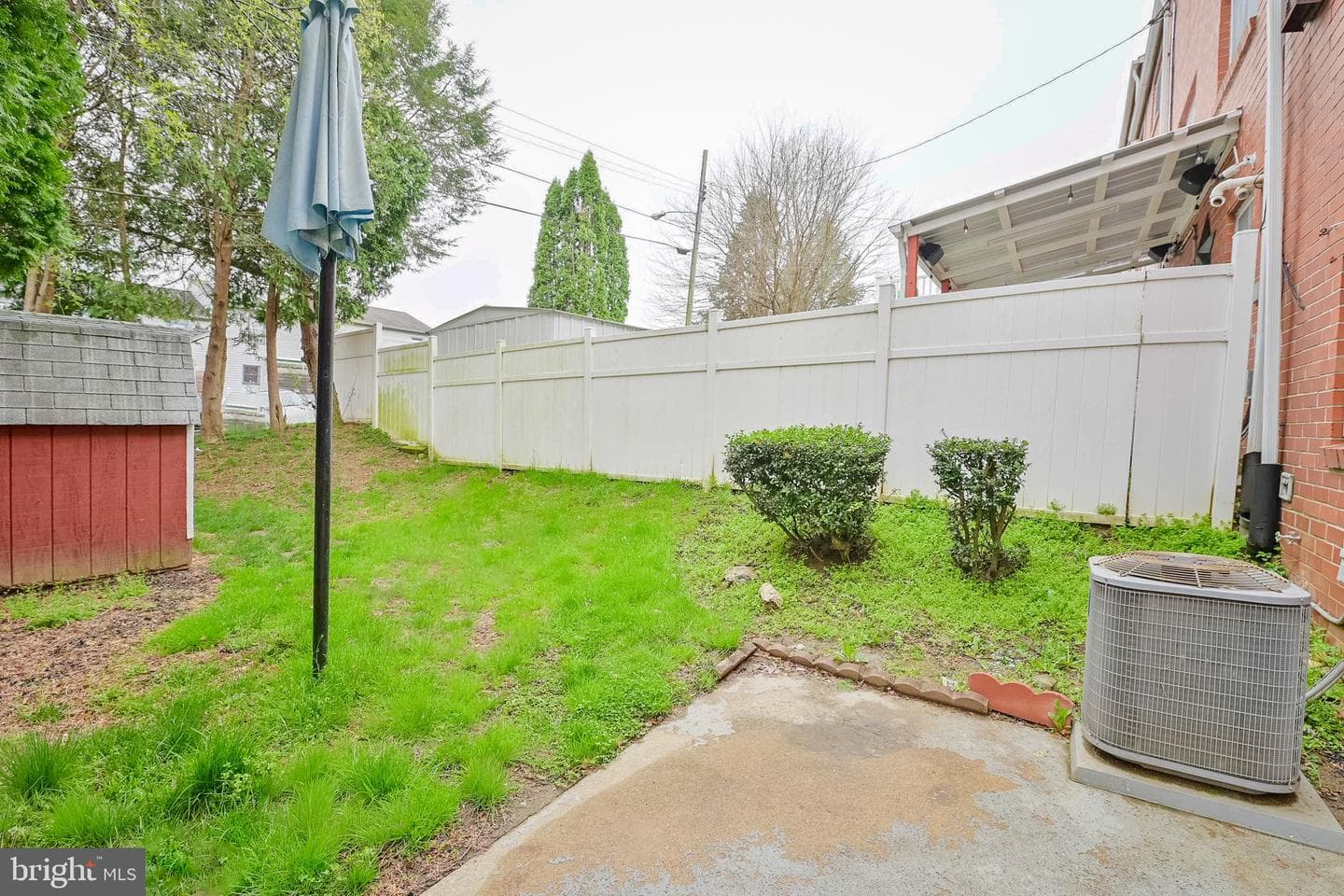 870 Hilton Drive photo 28