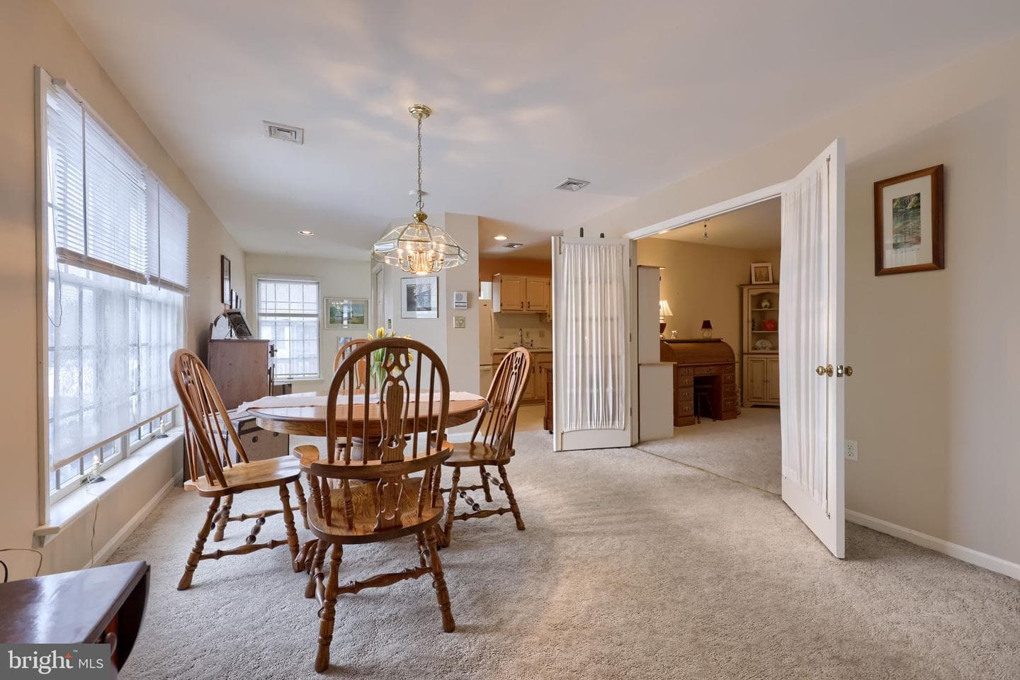 3 Amberley Way photo 11