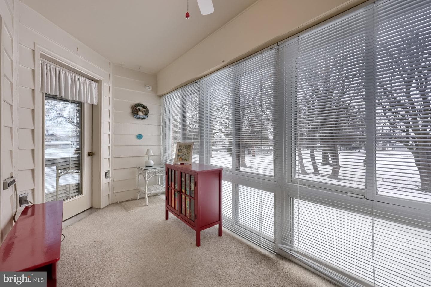 3 Amberley Way photo 28