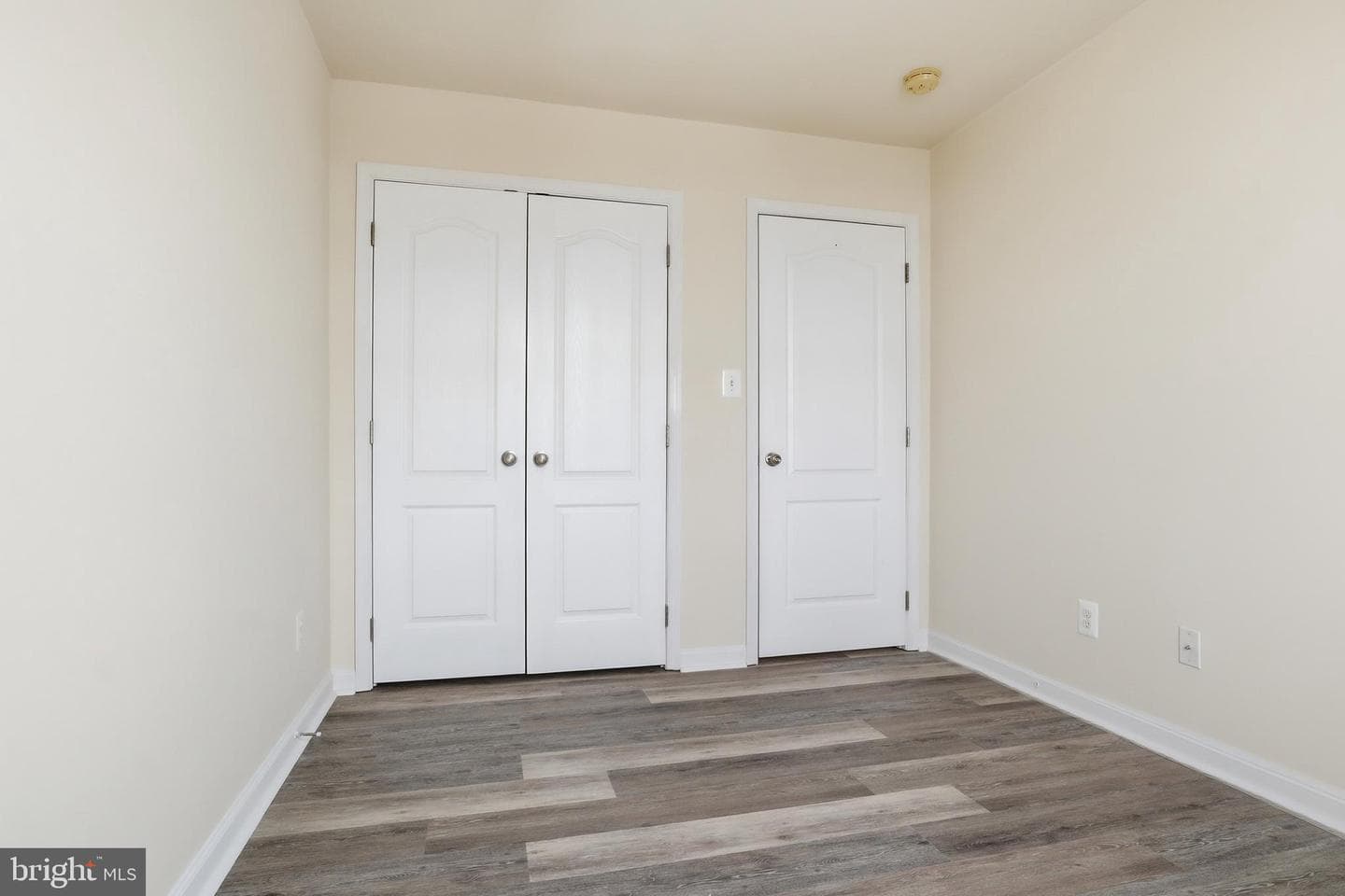 371 Dickens Drive photo 20
