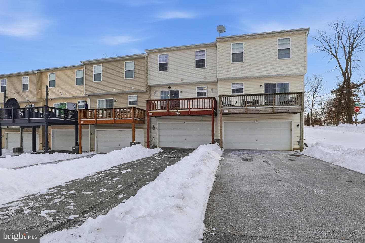 371 Dickens Drive photo 39