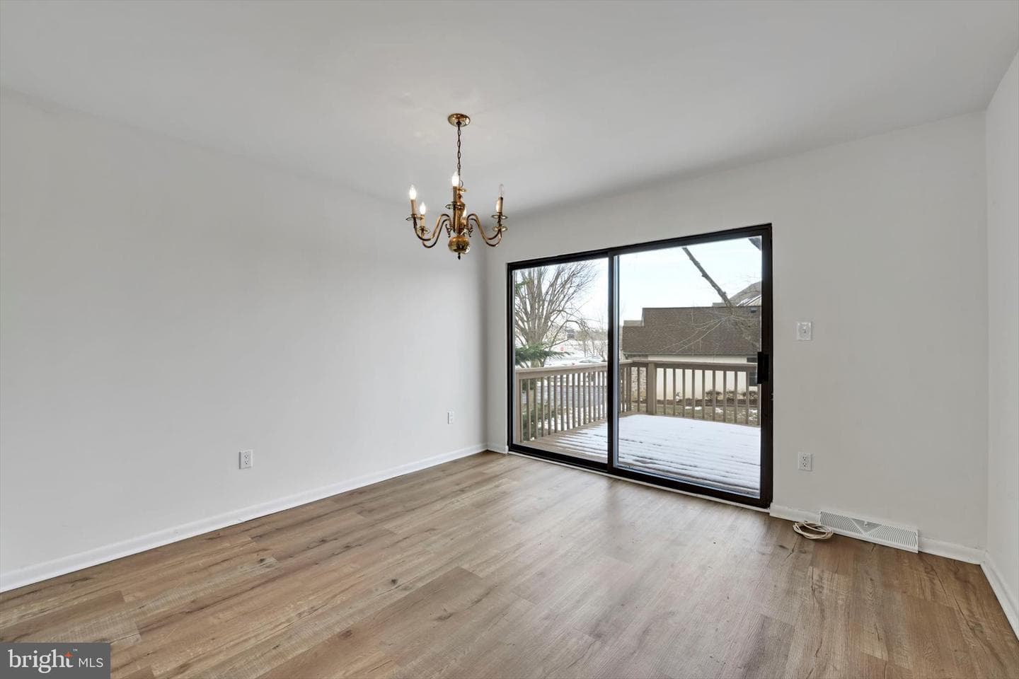 316 Windgate Court photo 11