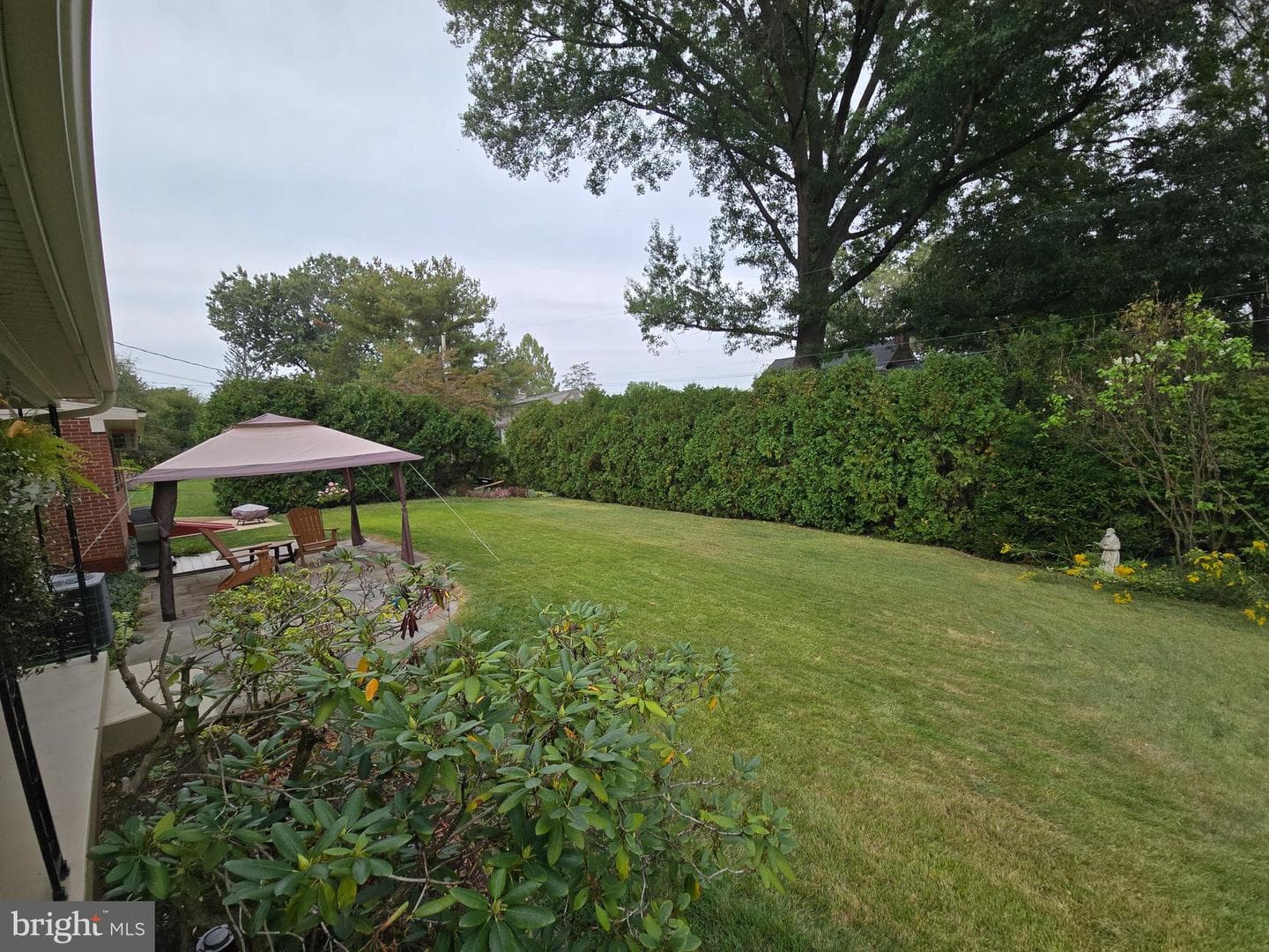 1827 Divot Court photo 31