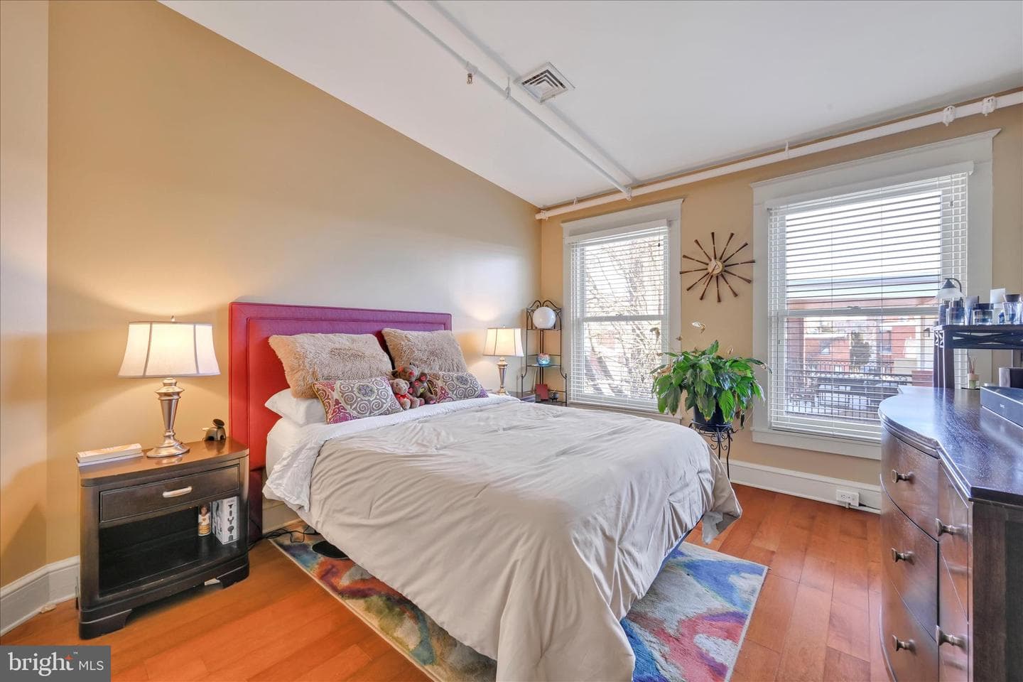145 E King Street #401 photo 18