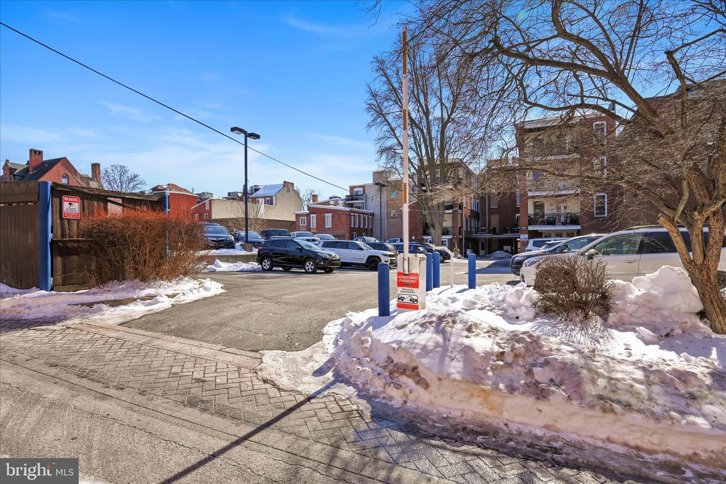 145 E King Street #401 photo 32