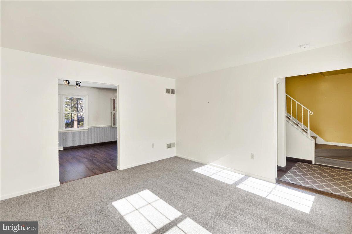 2439 Cypress Drive photo 11