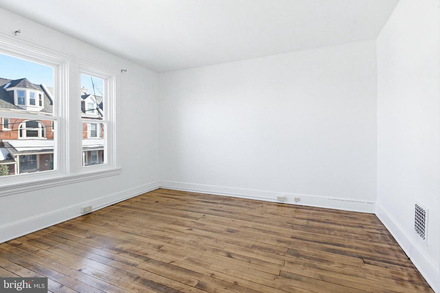 544 N Mary Street photo 25