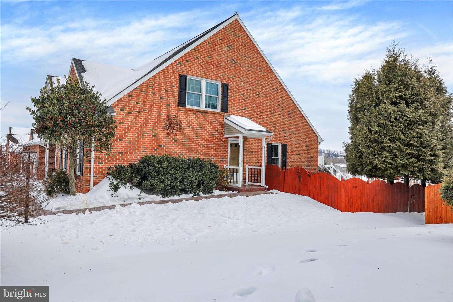 79 Spring Hill Lane photo 2