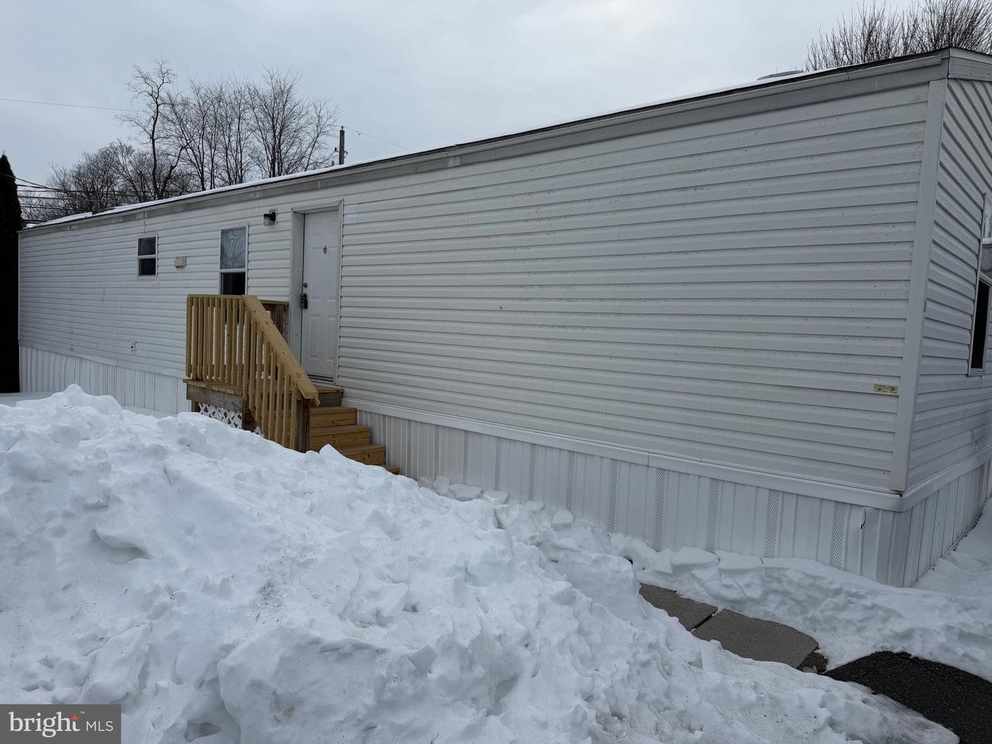 29 Hilltop Avenue photo 3