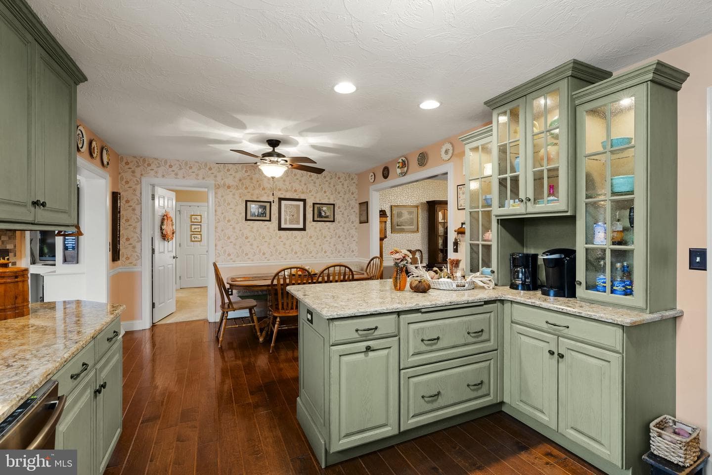 105 Whitehall Road photo 46