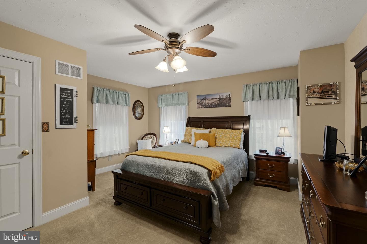 105 Whitehall Road photo 50