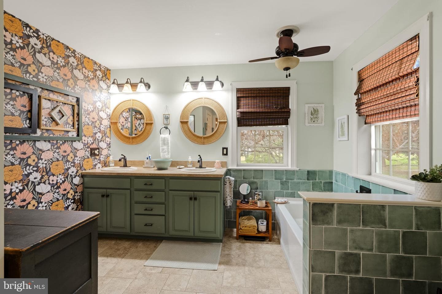 105 Whitehall Road photo 54
