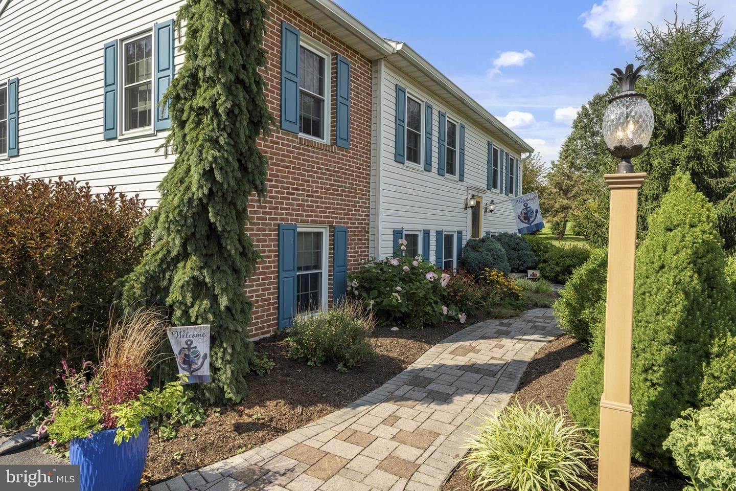 105 Whitehall Road photo 8