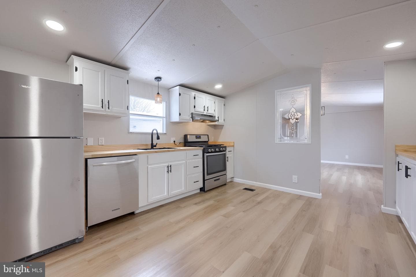 215 Fawn Meadow Crossing photo 7