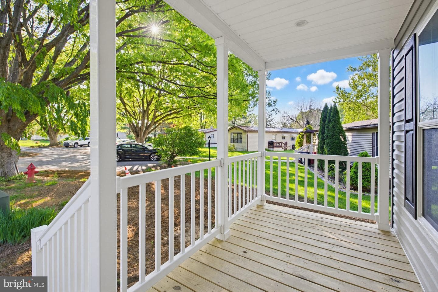 824 Carrie Court photo 4