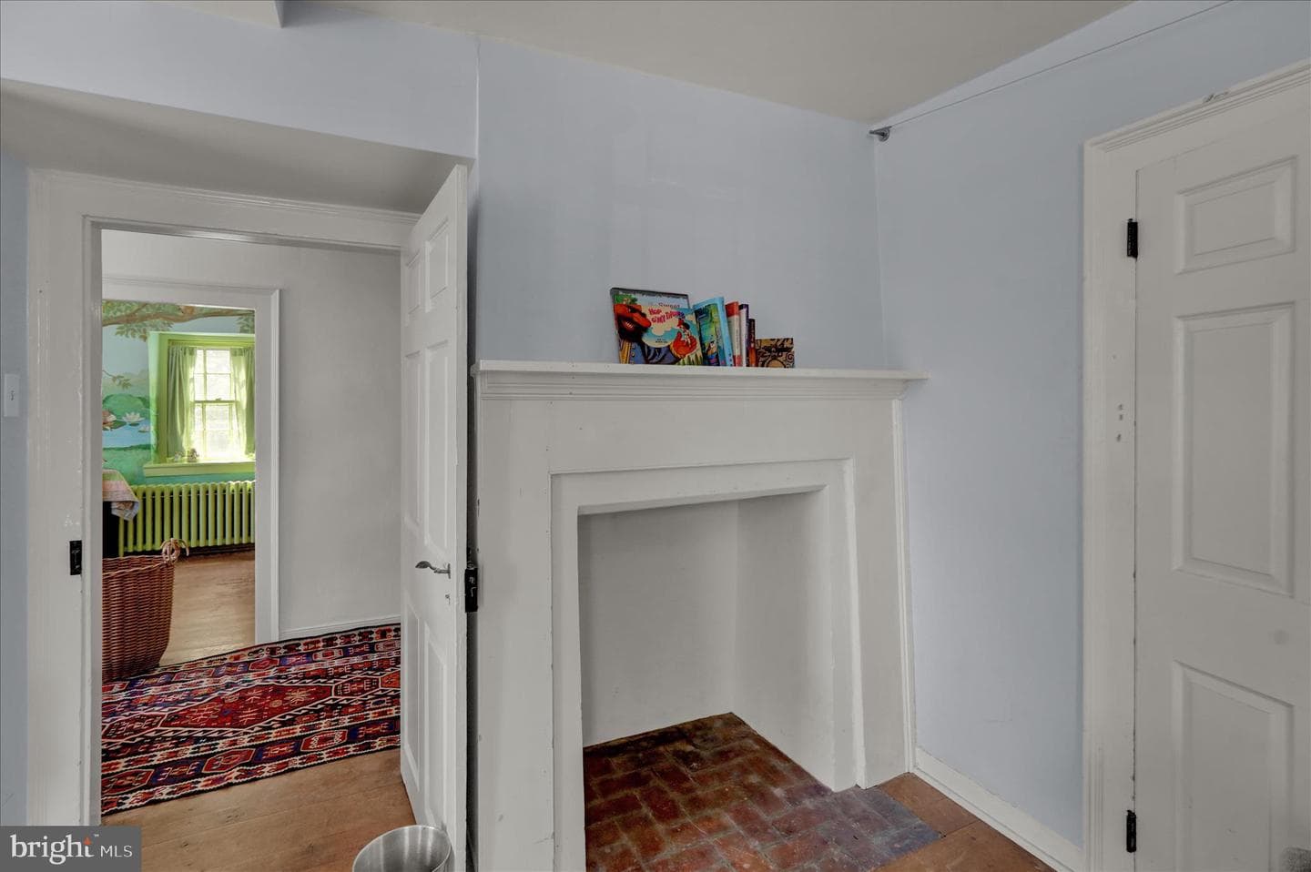 27 E Main Street photo 50